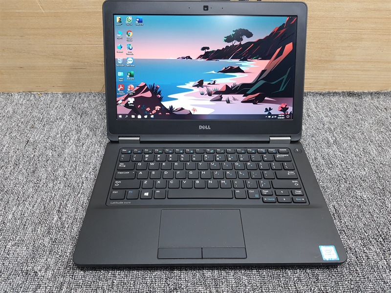 Dell Latitude E 5270 (i5-6300U/4GB/128GB SSD/12.5 INCH HD)