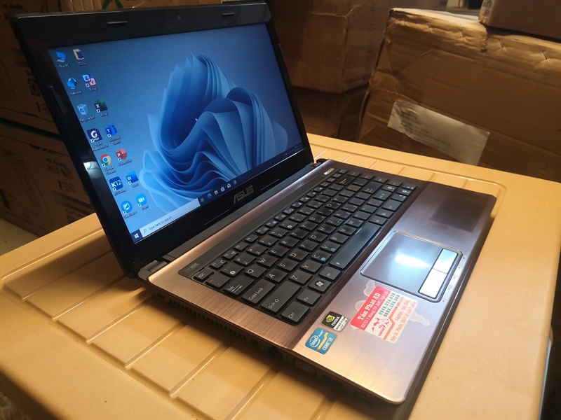 Laptop Asus K43SJ (i3-2330M/RAM 4GB/SSD 128GB/GT 520M/14 inch)