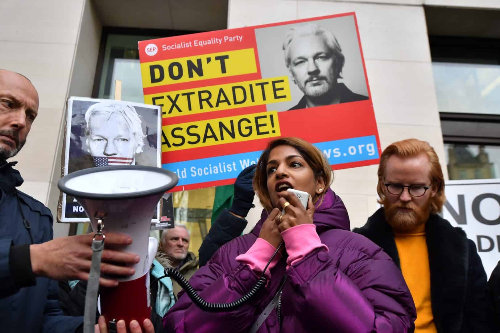 Singer MIA with supporters of Julian Assange (PA) 