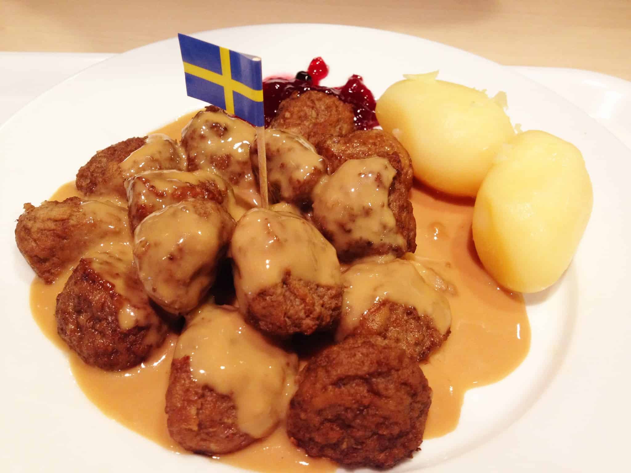 IKEA's Swedish meatballs | Photo: © Karl Baron / Flickr fast food