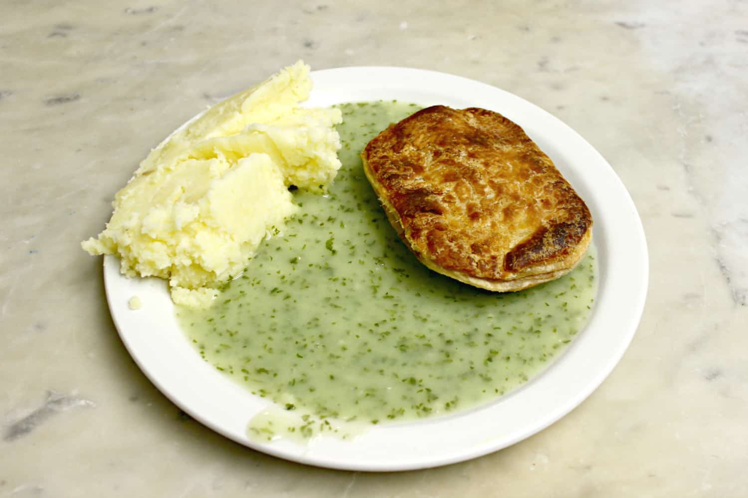 M Manze Tower Bridge Road Pie | Photo: Jonathan Hatchman