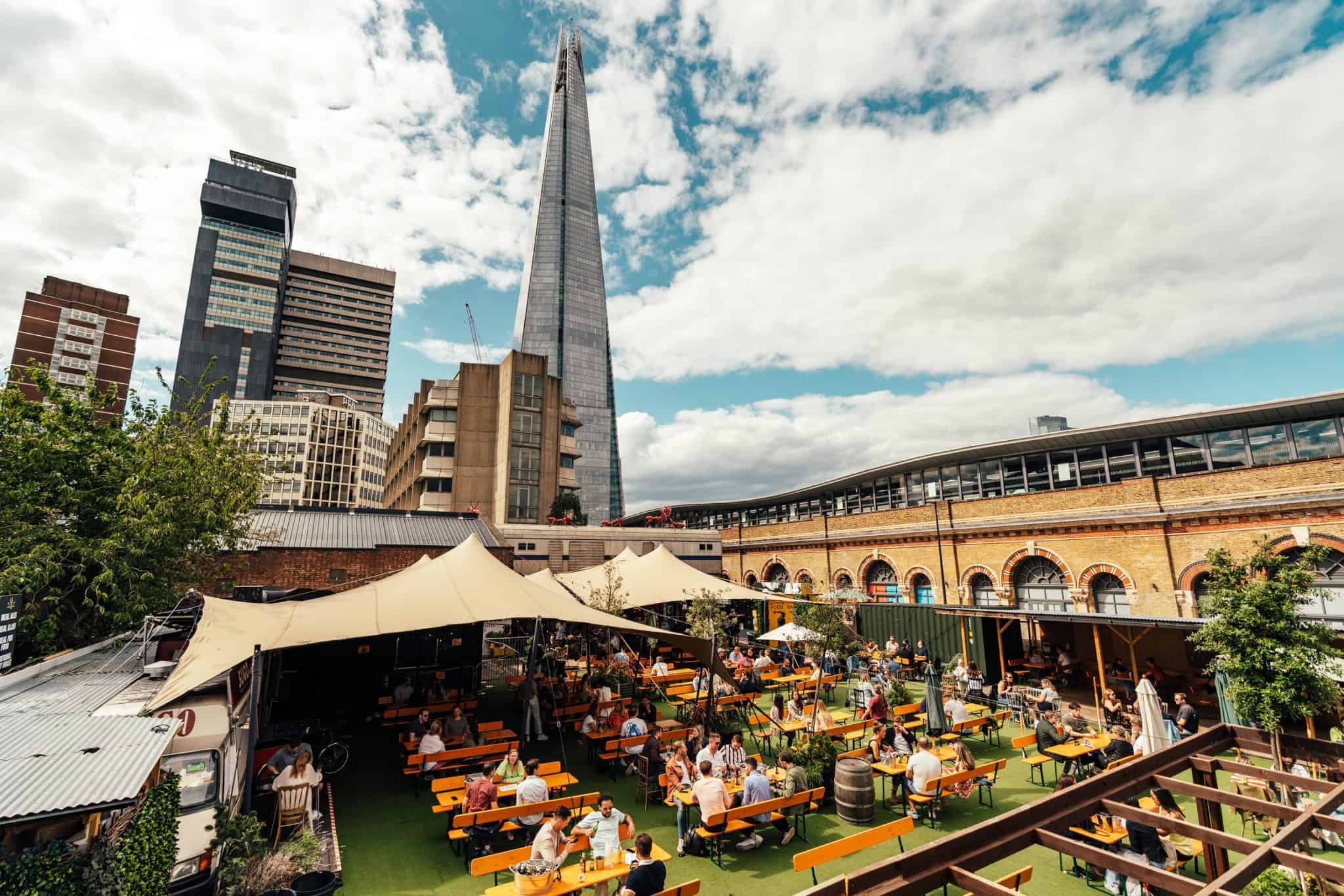 Vinegar Yard al fresco| Photo: Haydon Perrior beer gardens outdoor drinking