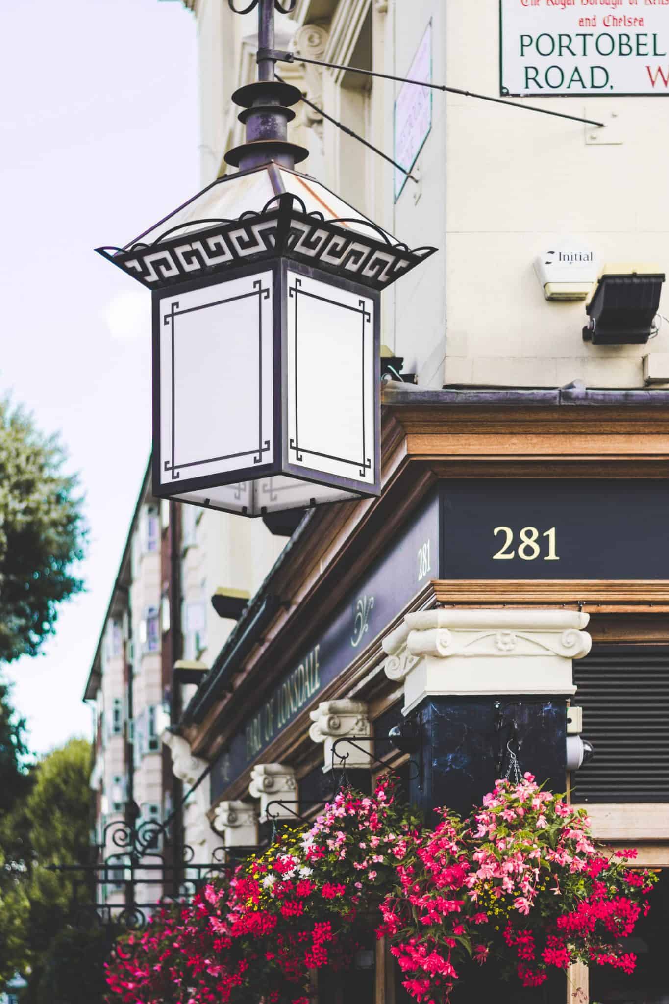 Earl of Lonsdale Photo by Damiano Baschiera  best pubs in West London