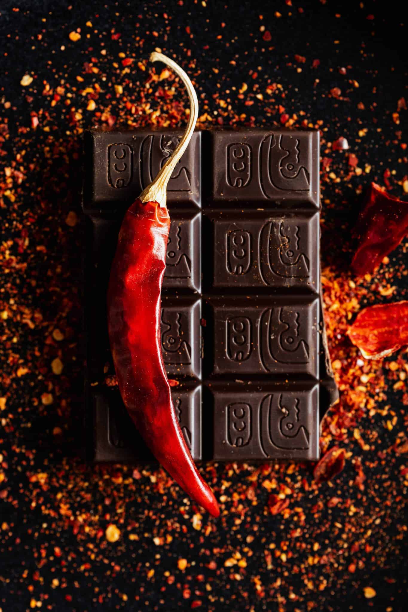 unusual food pairings Chilli chocolate | Photo by Karolina Grabowska from Pexels