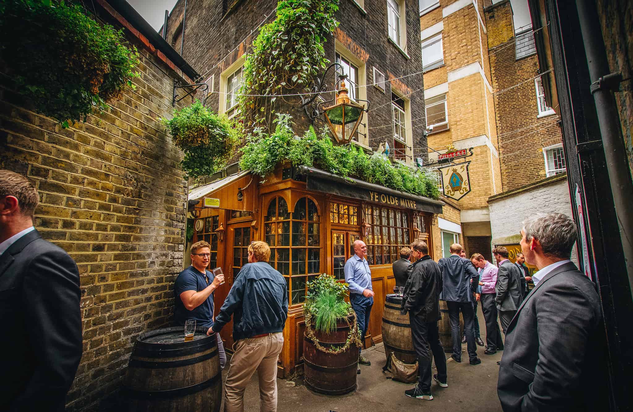 Ye Olde Mitre, best pubs in Central London | Photo: Viv Lynch / Flickr