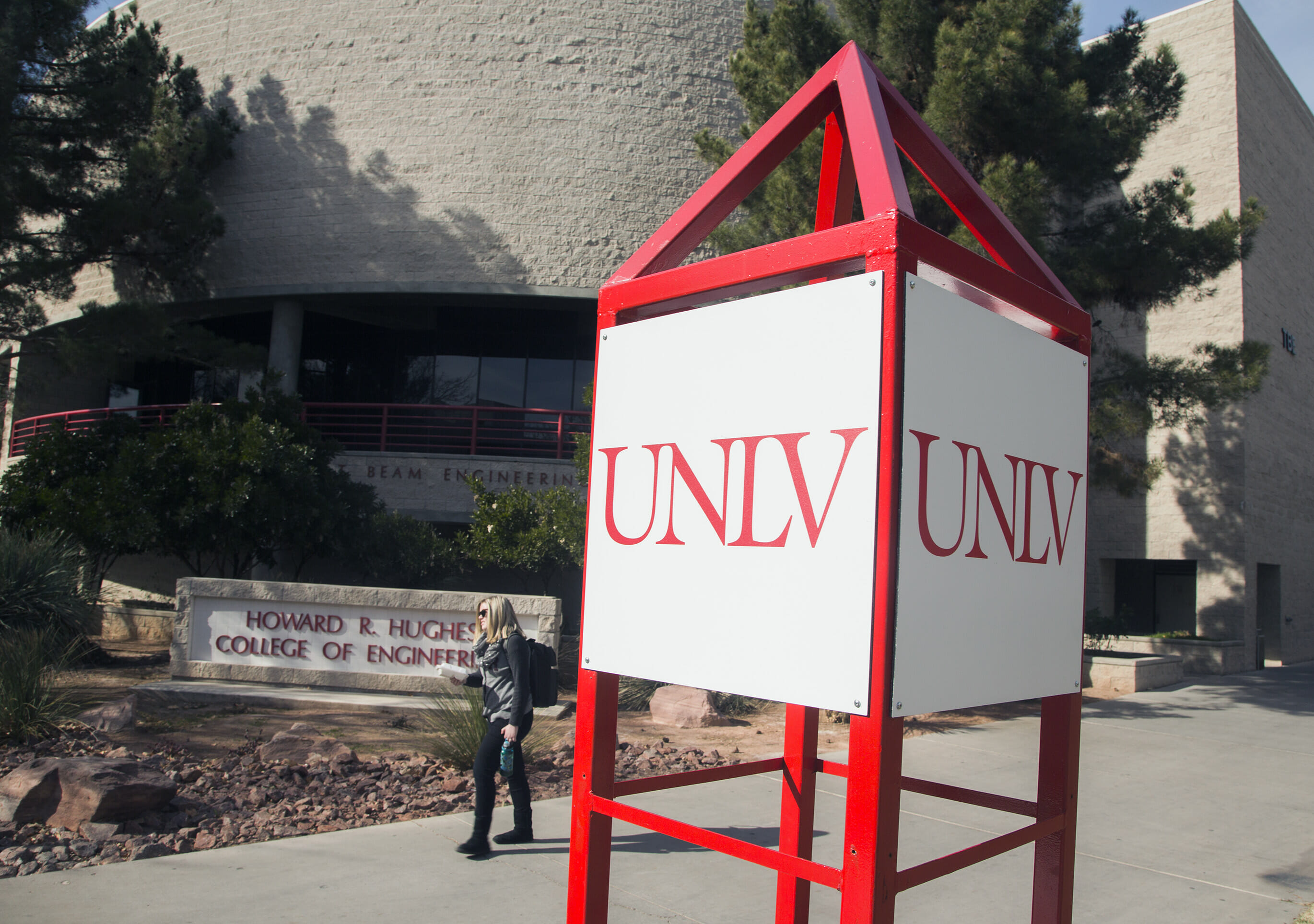 Sign in front of the UNLV College of Engineering