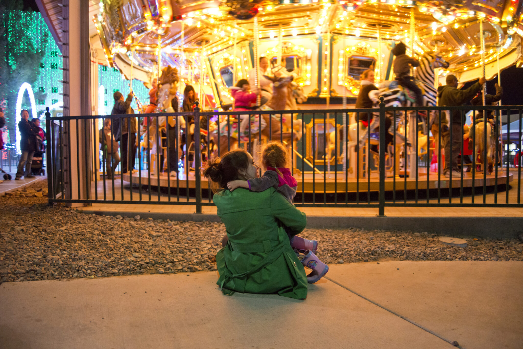 PHOTOS: 'Tis the season for holiday cheer on the Las Vegas Strip - The  Nevada Independent