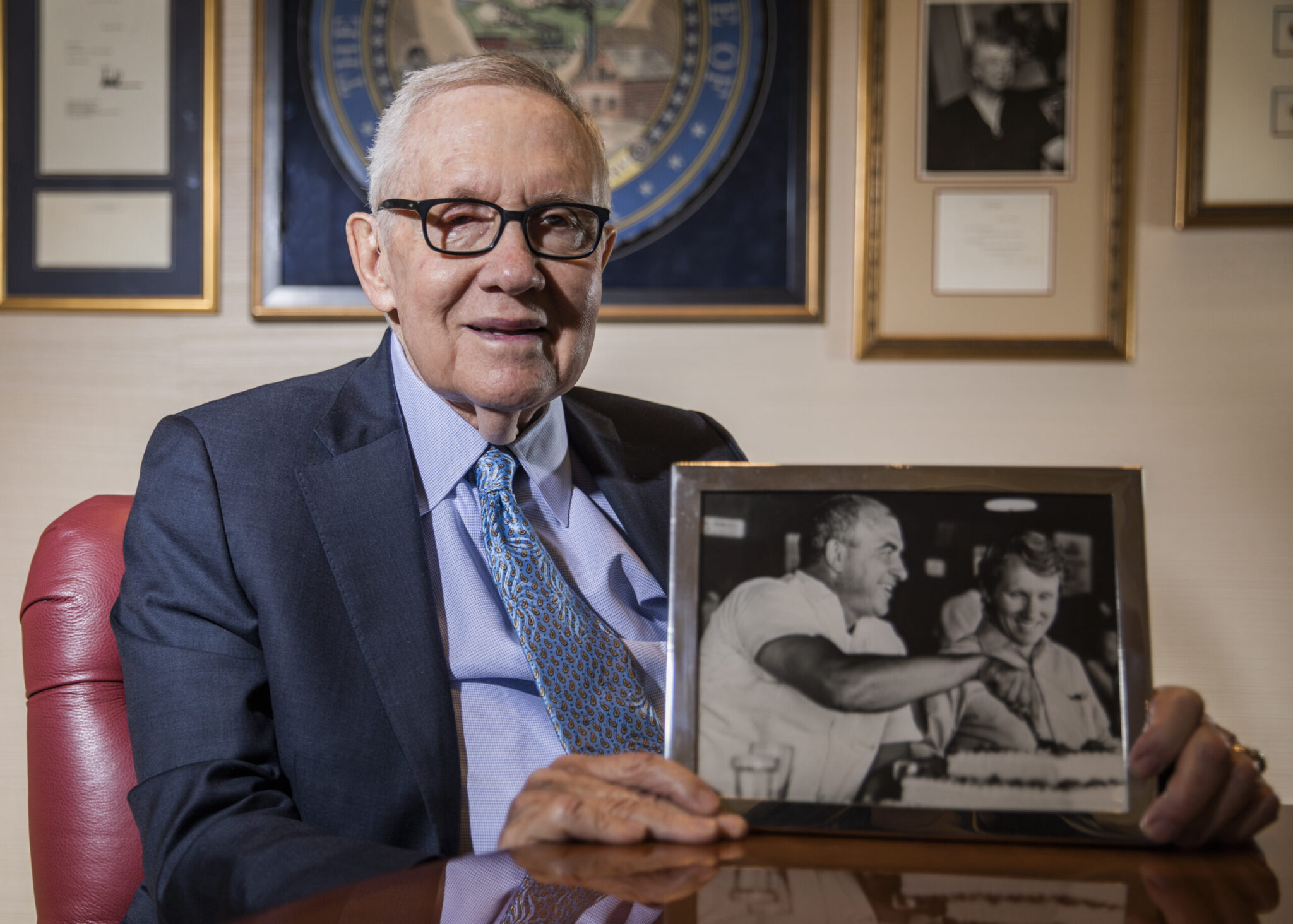 Harry Reid Former Senate Majority Leader And Democratic Kingmaker Dies At 82 The Nevada