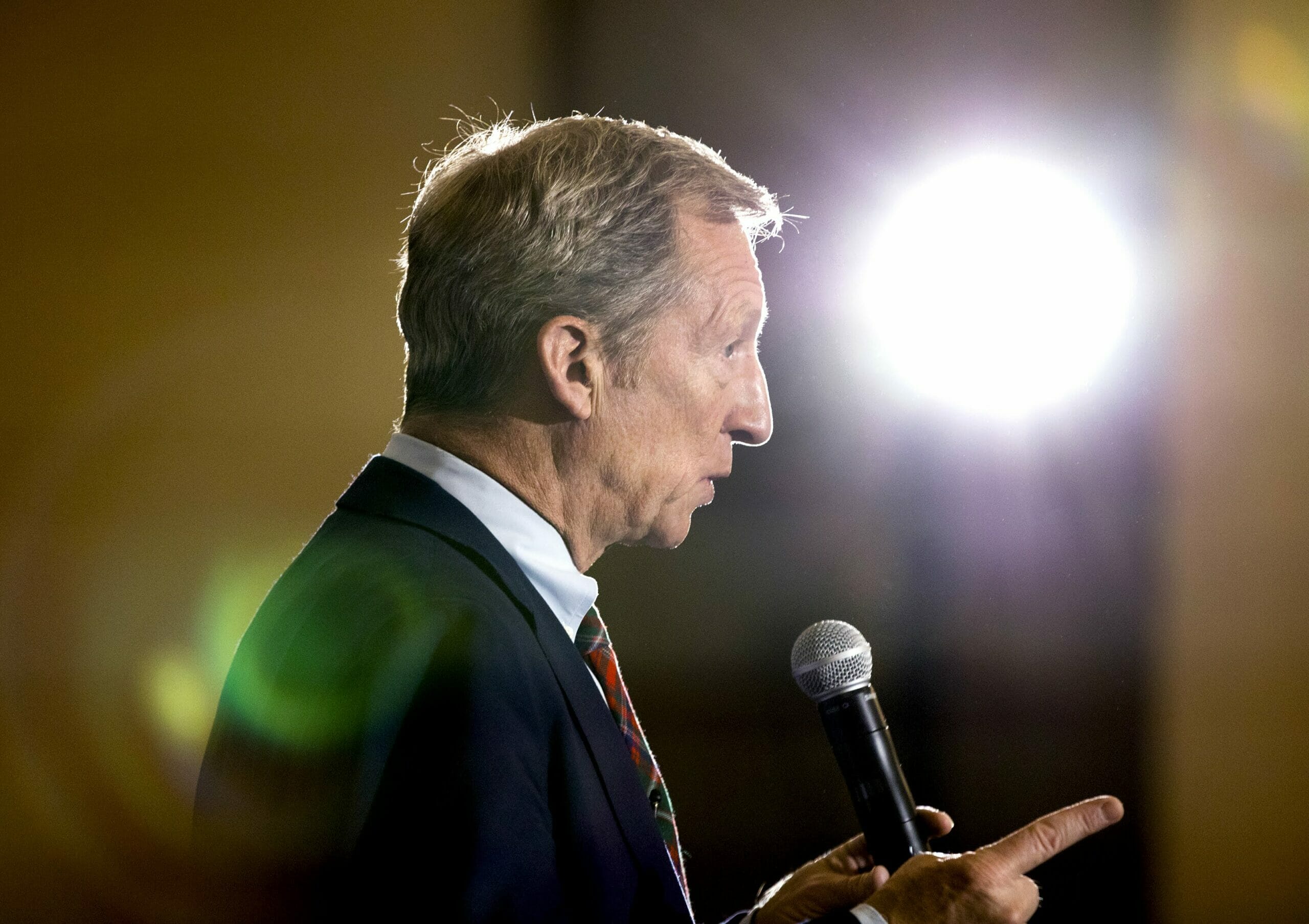 Tom Steyer speaks at a town hall