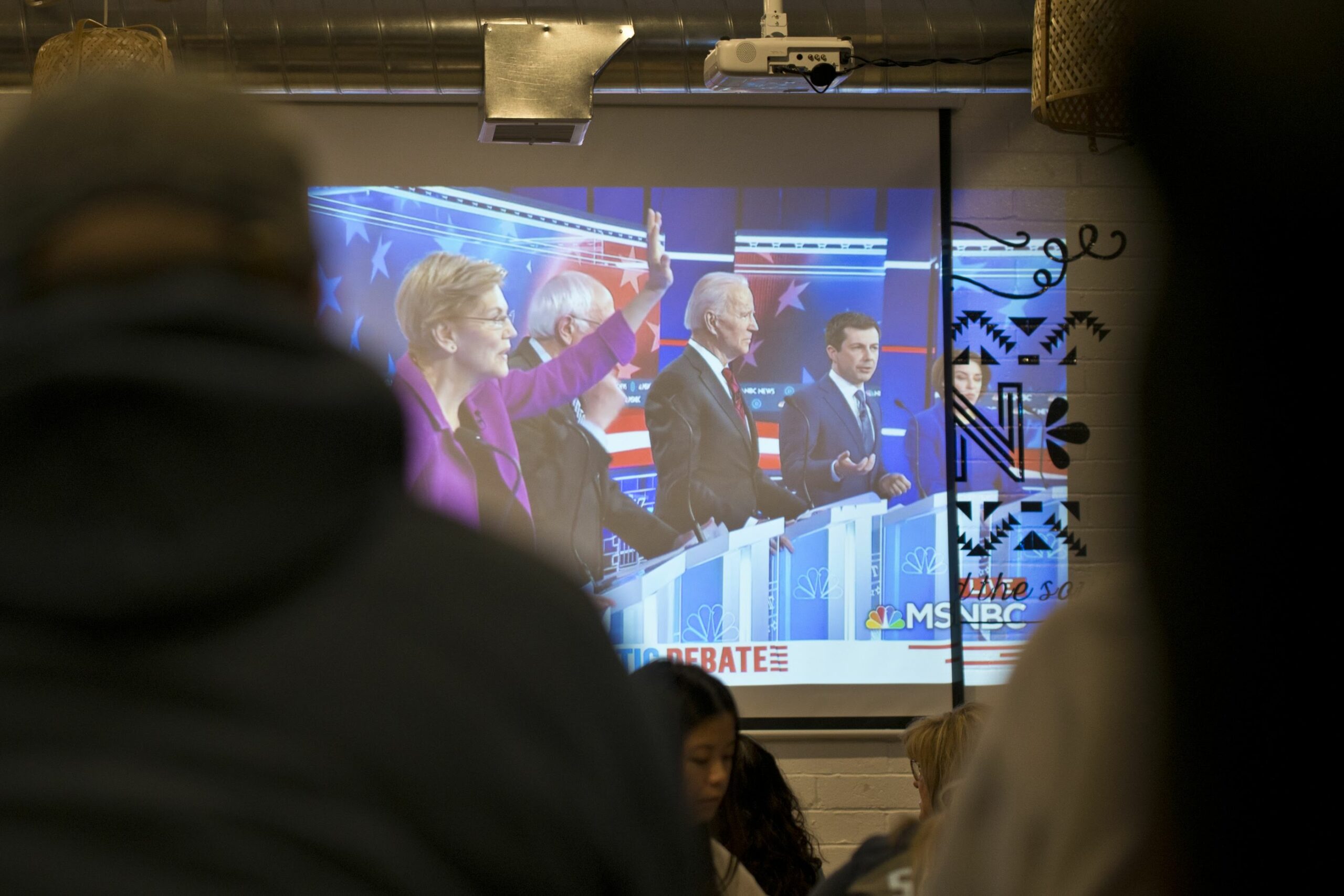 Debate watch party