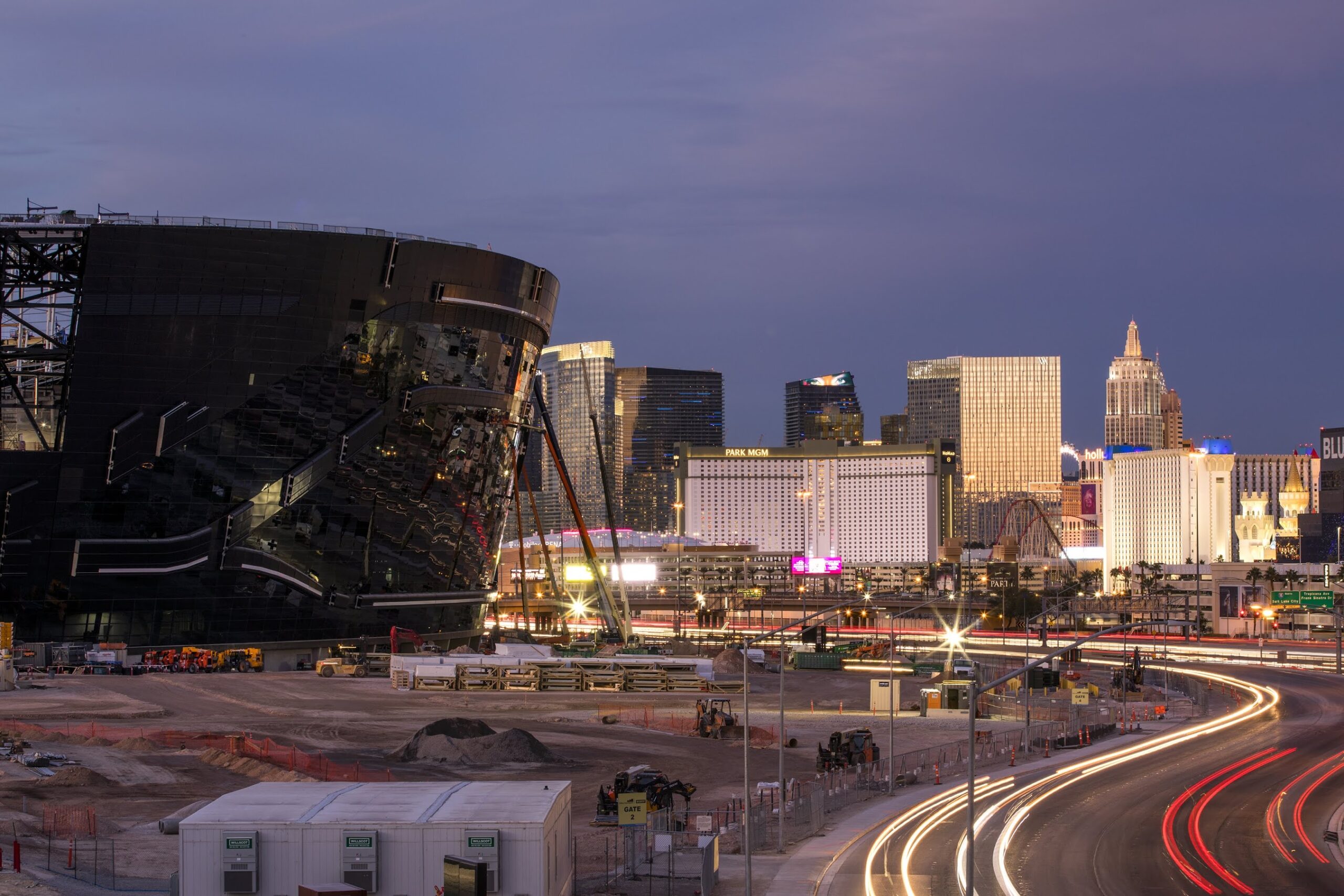 Skyline Las Vegas Raiders