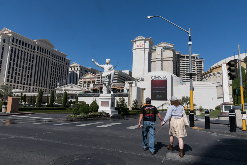 PHOTOS: Celebratory atmosphere marks the return of Las Vegas casinos - The  Nevada Independent