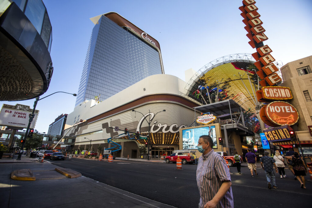 Las Vegas resorts and casinos are now operating 24/7, Las Vegas