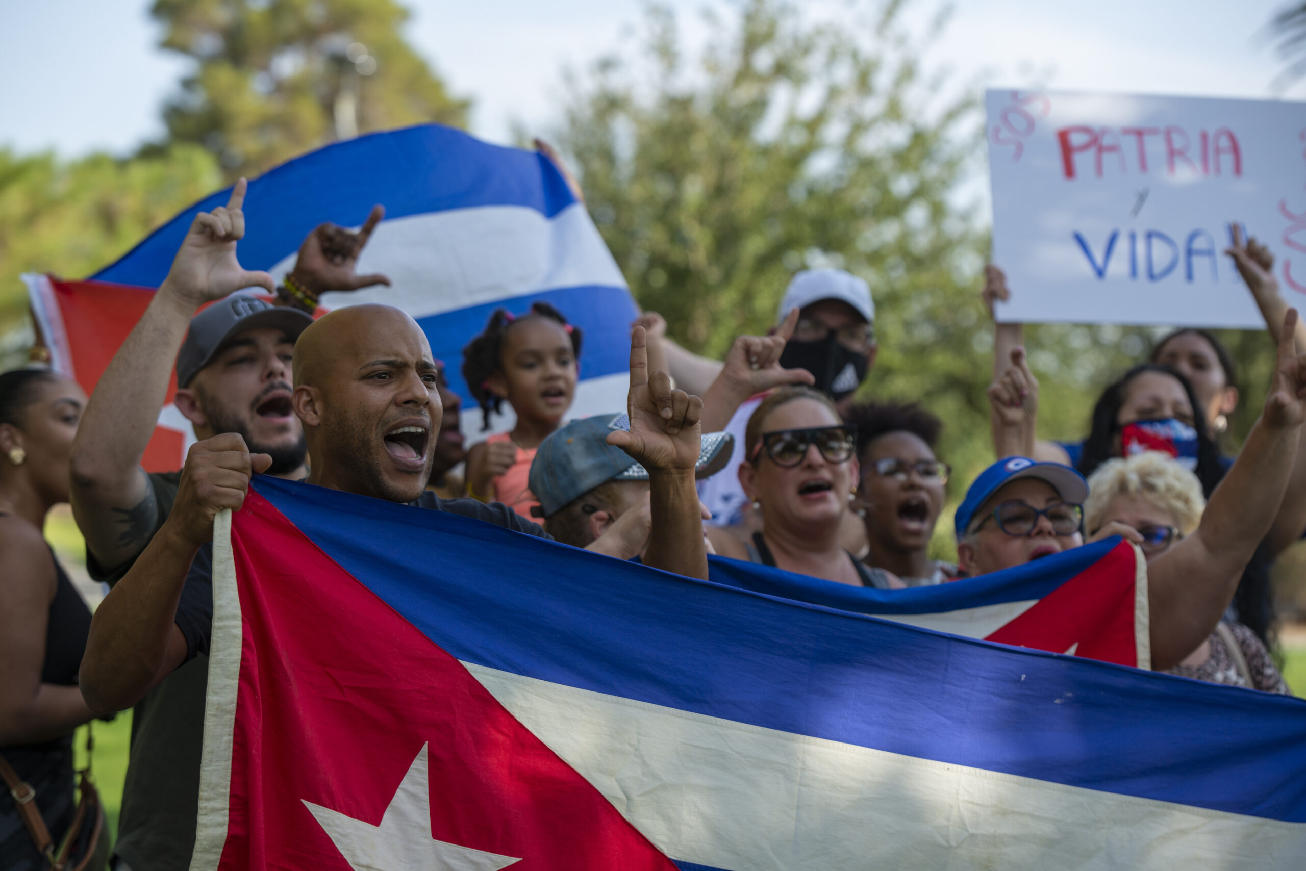 Los gritos de “Libertad” resonaron a 2,000 millas de Cuba en  manifestaciones en Las Vegas - The Nevada Independent