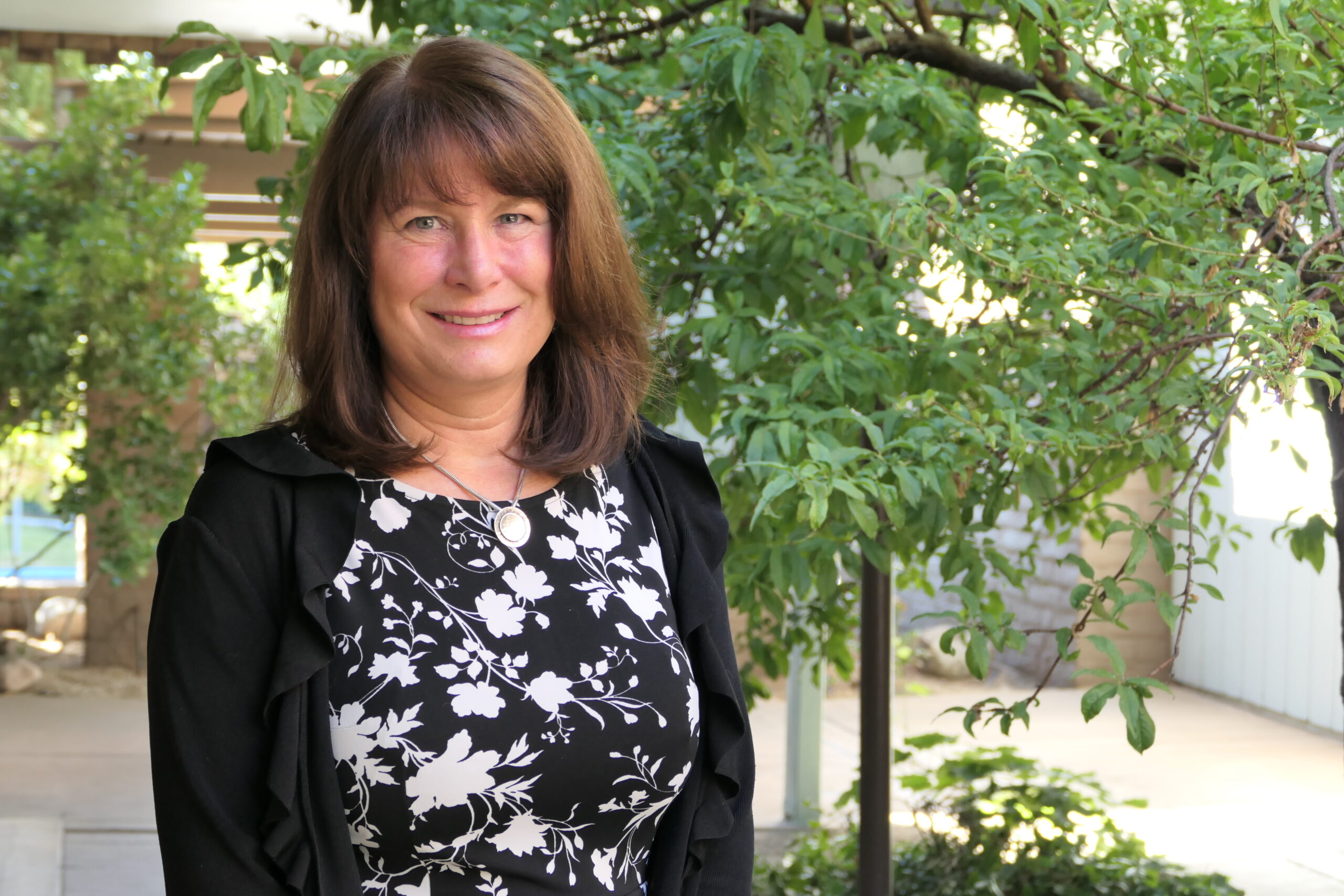 Misty Vaughan Allen, coordinadora de la oficina de Prevención del Suicidio de Nevada. 15 de julio de 2022. (Carly Sauvageau / The Nevada Independent)