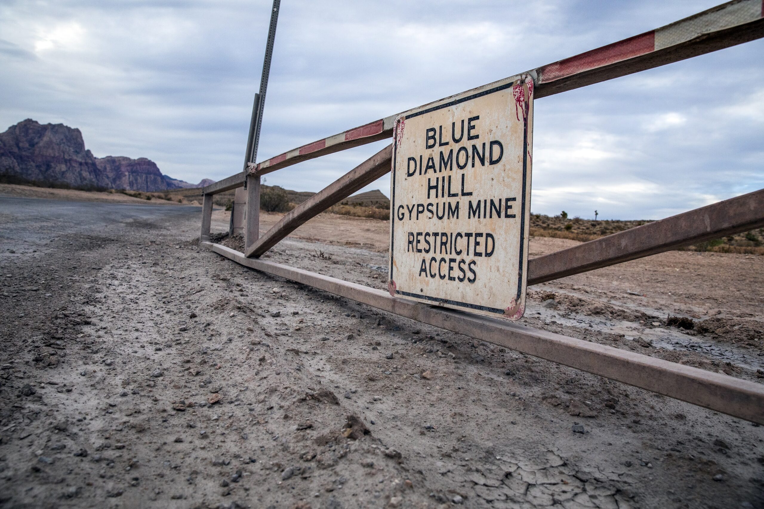The entrance to the Blue Diamond Hill Gypsum Mine near the Red Rock Canyon National Conservation Area on Monday, June 7, 2021. (Jeff Scheid/The Nevada Independent).