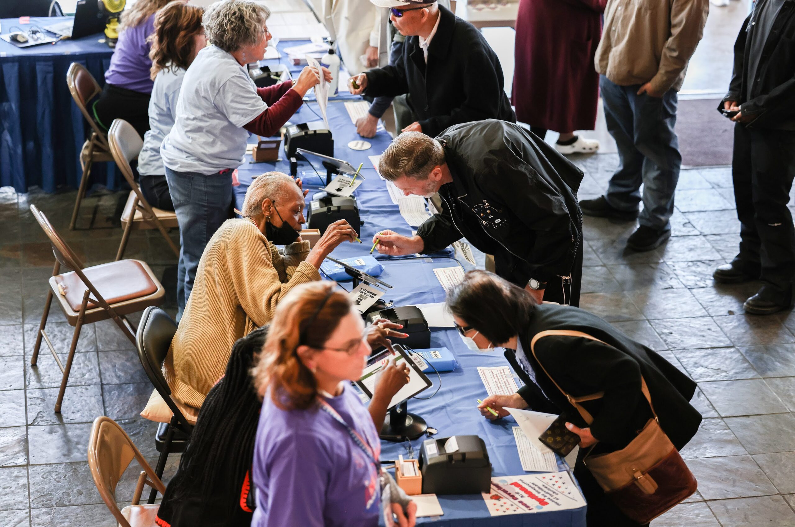 Photograph: A Day at the Broadacres Marketplace - Las Vegas Sun News