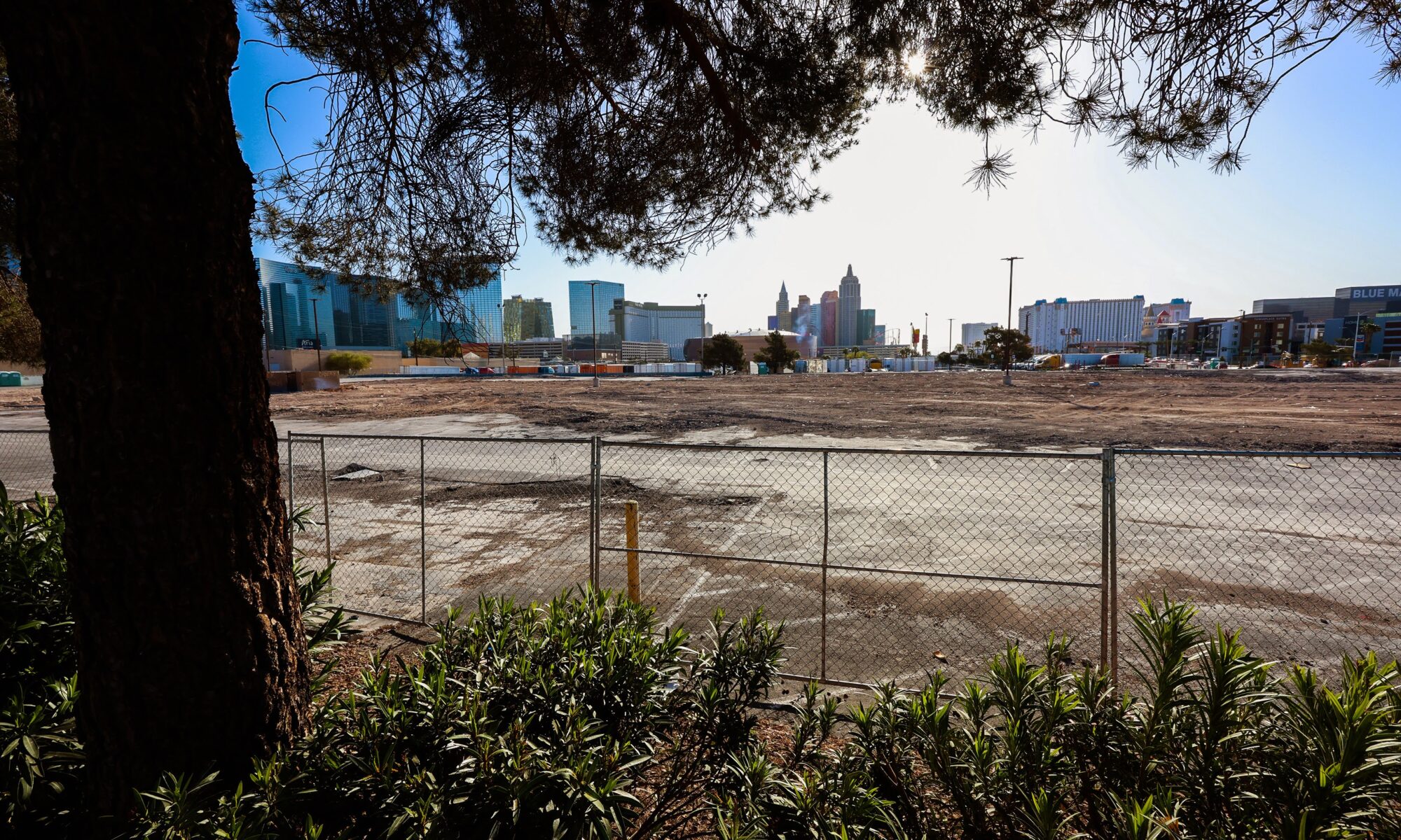 A's pivot to new site for Vegas baseball stadium, lowering public