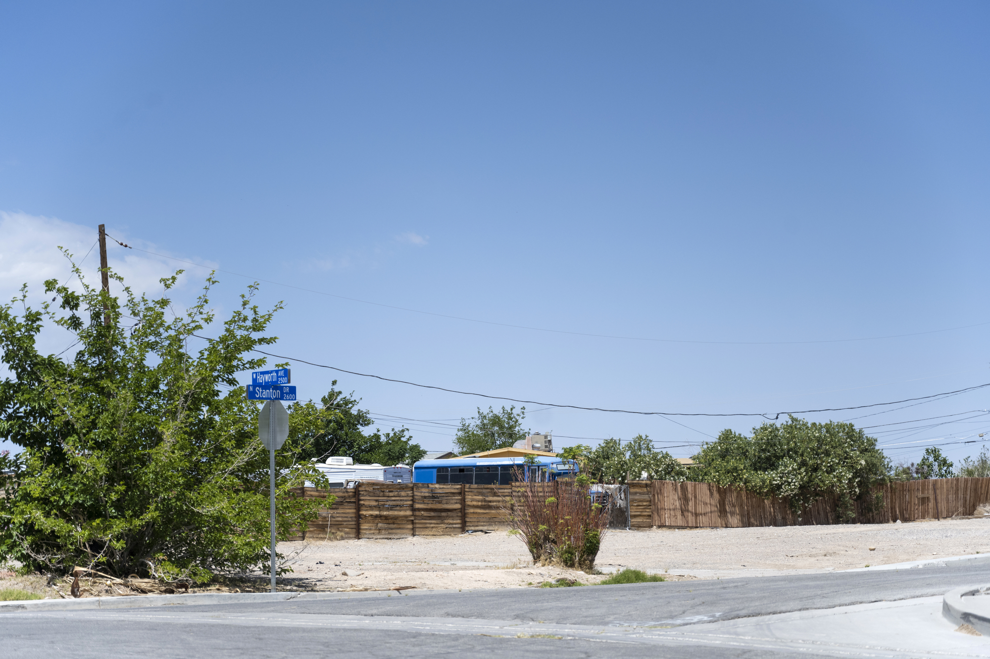 A vacant lot as seen in the Windsor Park neighborhood in North Las Vegas on Wednesday, May 10, 2023. (Daniel Clark/The Nevada Independent).