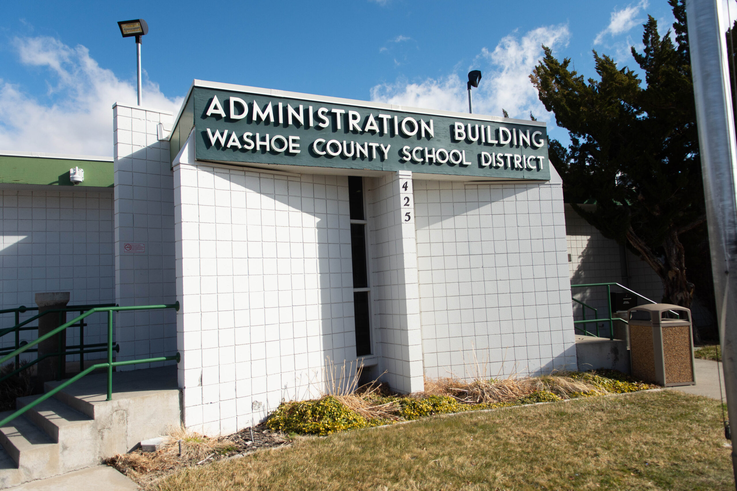 Washoe County School District administration building on Wednesday, March 15, 2019. (David Calvert/The Nevada Independent).