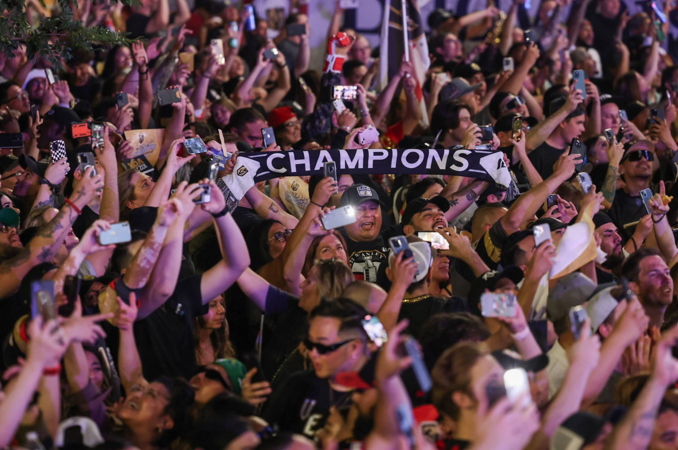 Golden Knights players celebrate with the Stanley Cup trophy — PHOTOS, Golden Knights