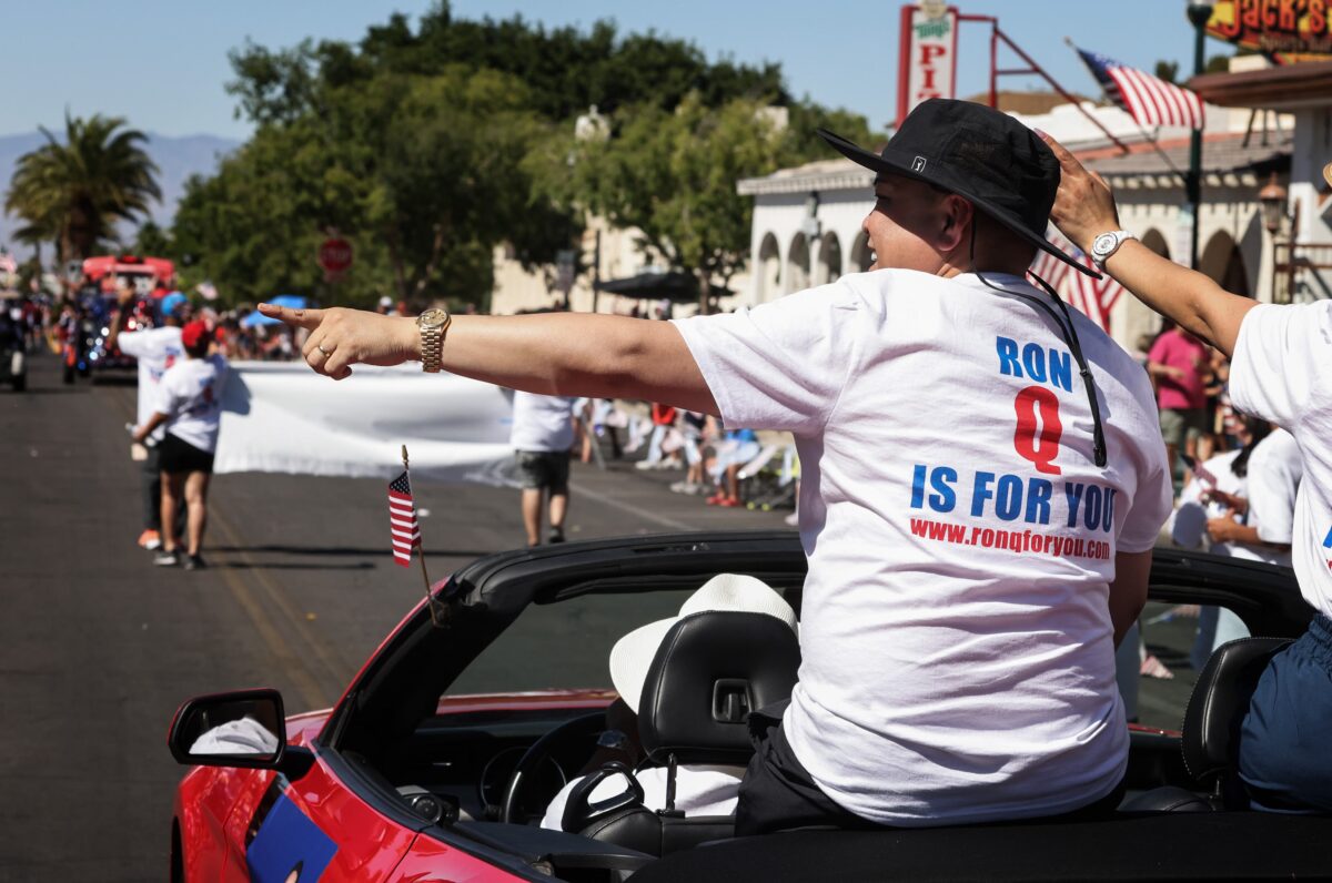 Ron Quince, Republican candidate for Nevada's 1st Congressional District, acknowledges a spectator during the 75th annual Damboree parade in Boulder City on Tuesday, July 4, 2023. (Jeff Scheid/The Nevada Independent)