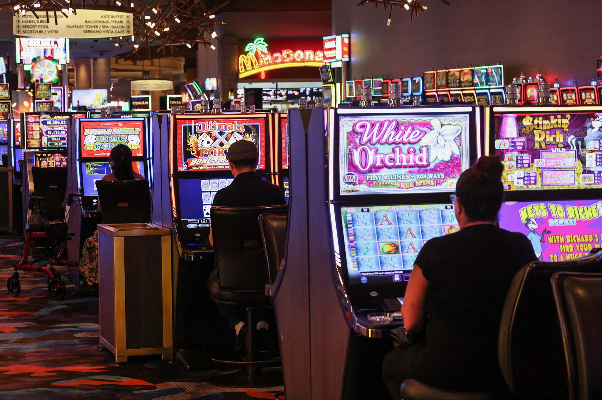 Nevada casinos' take of $1.23 billion in May shatters nearly 14