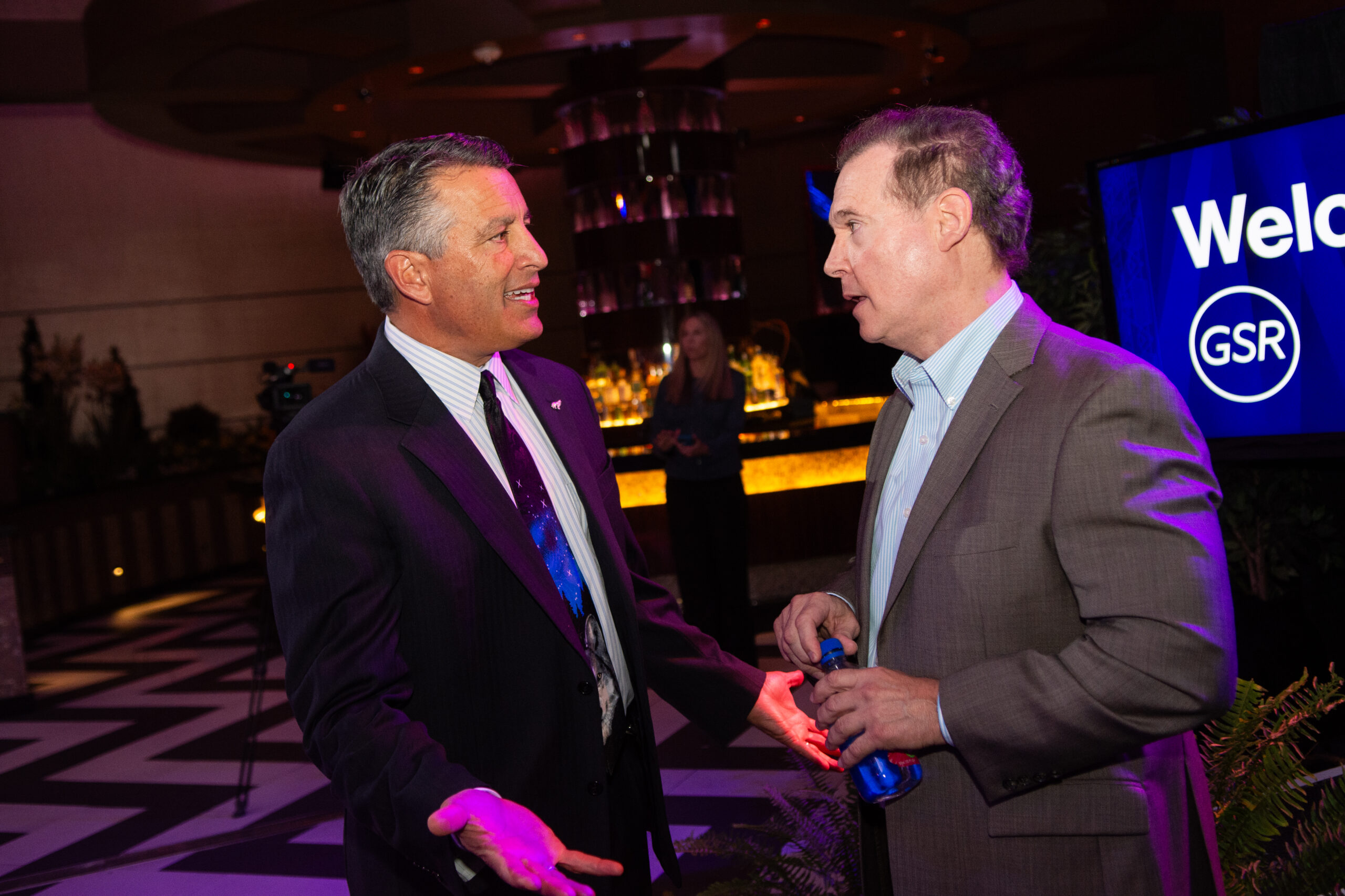 UNR President Brian Sandoval, left, and Grand Sierra Resort owner Alex Meruelo, right, at an announcement.
