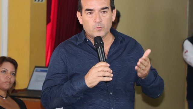 MANUEL RUIZ