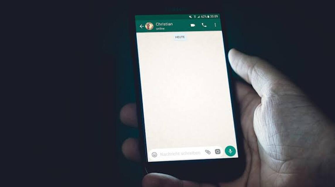 Chat On WhatsApp Without Appearing Online; Know How To Do It