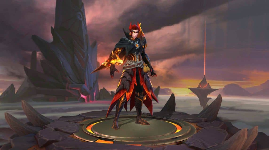 Appearance of Valir Skin Dragonic Flame