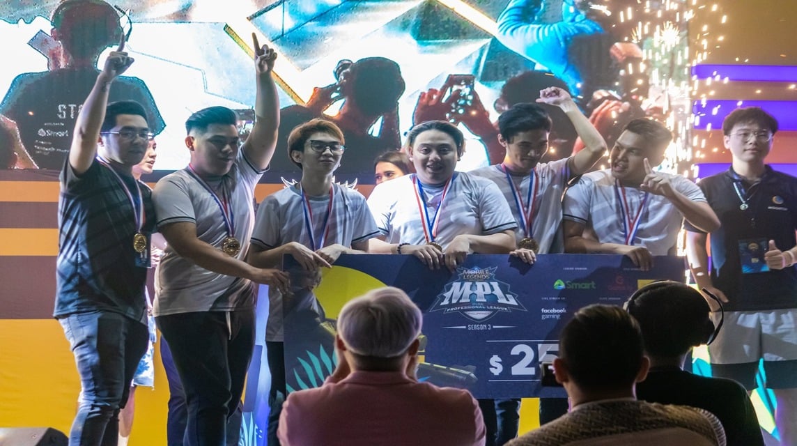 mpl ph champion (5)