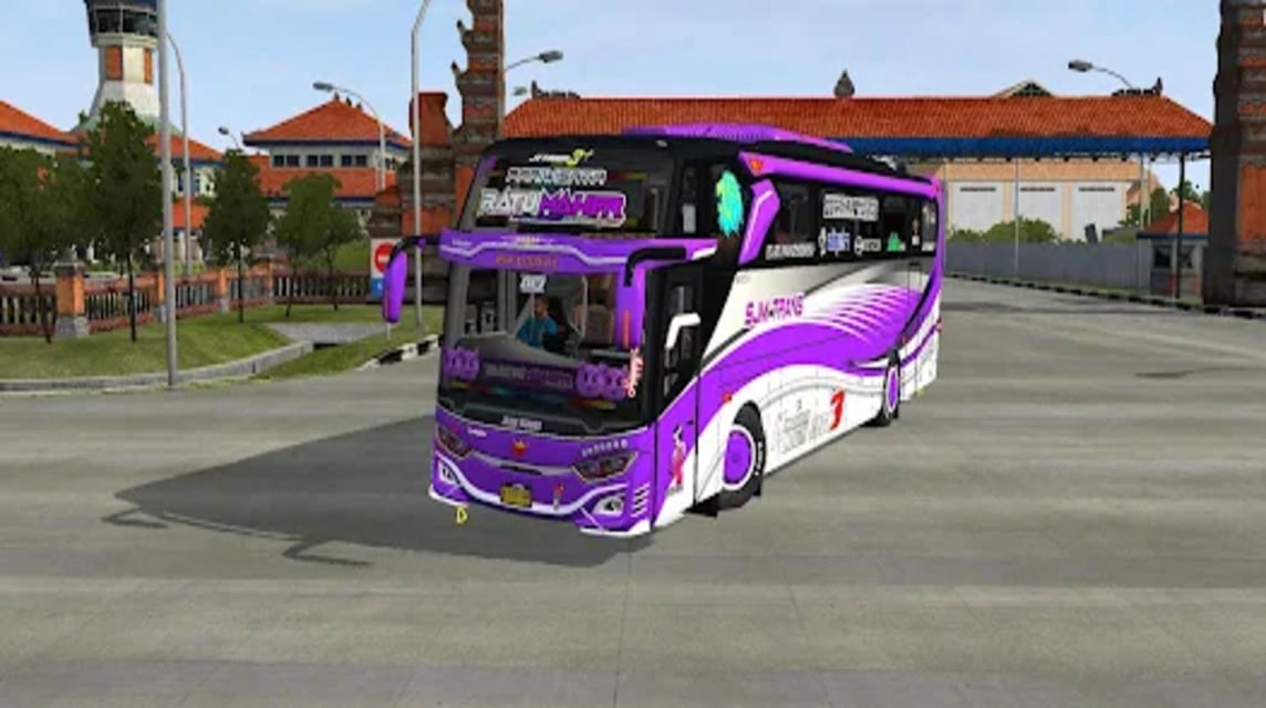 queen maher bussid livery (3)