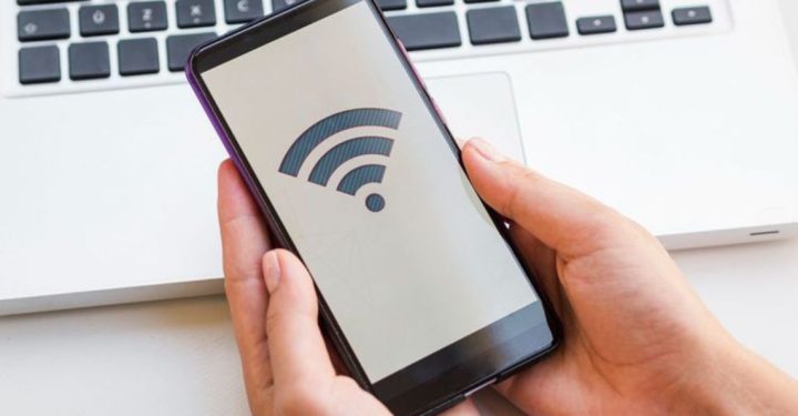 How to See Who is Using WiFi via Cellphone