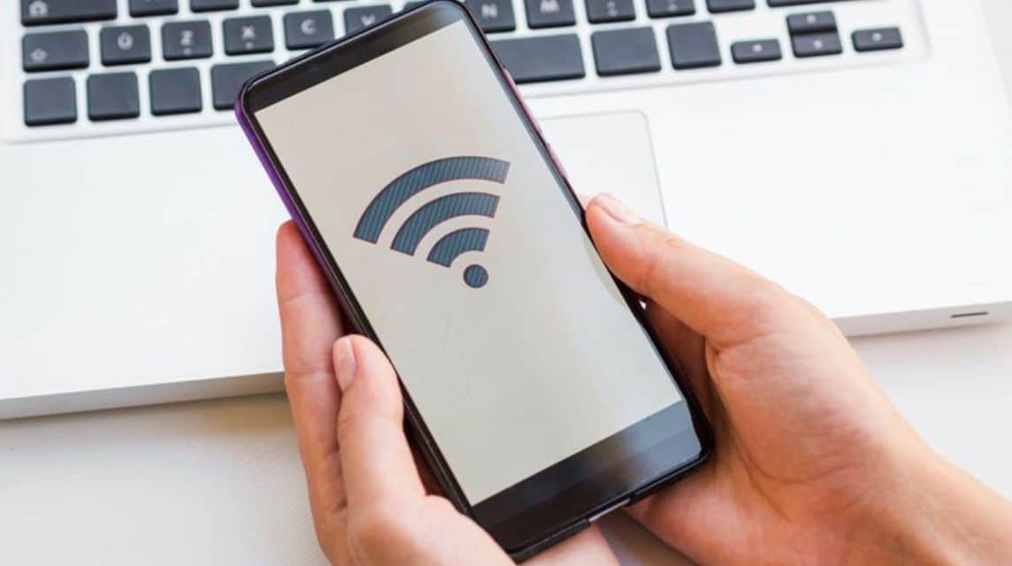 How to See Who is Using WiFi via Cellphone