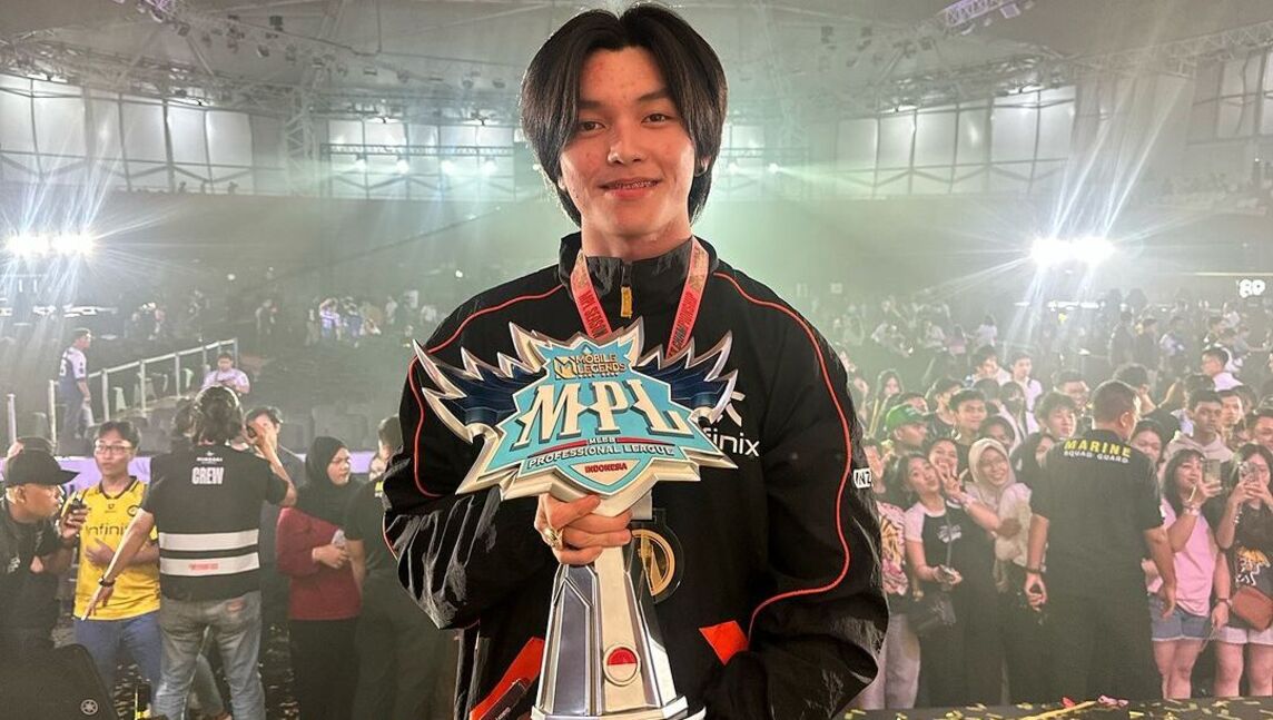 Kairi after winning MPL ID S13