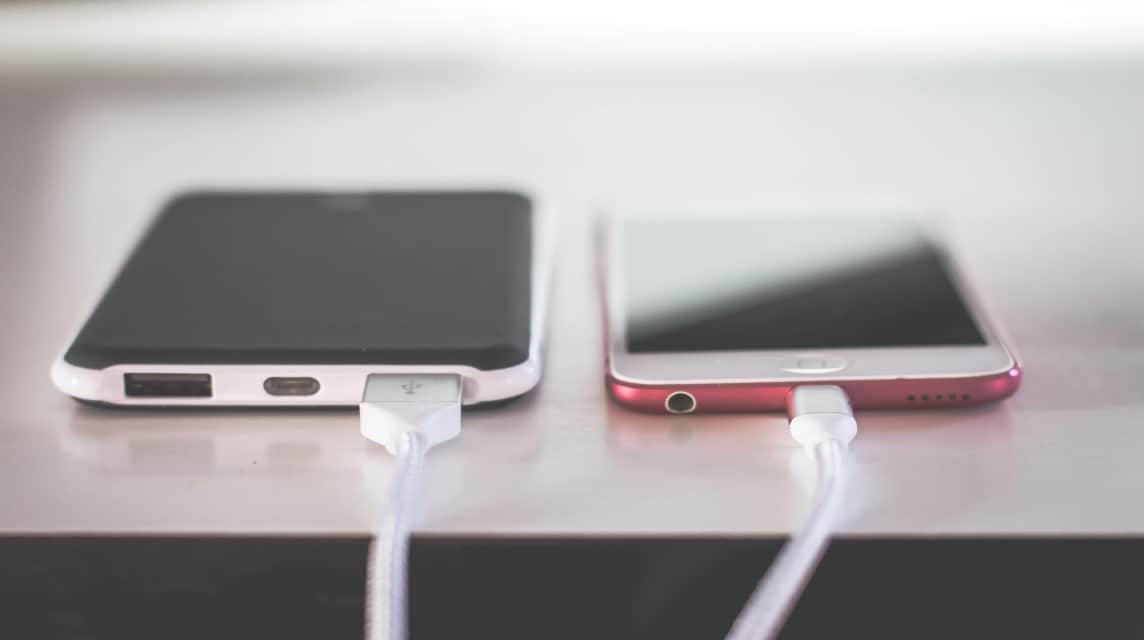 How to turn on a completely dead cellphone without the power and volume buttons