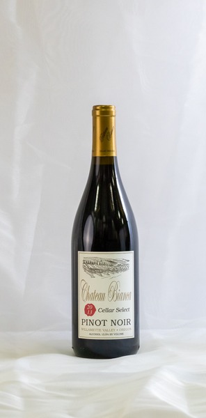 2013 Chateau Bianca Cellar Select Pinot Noir