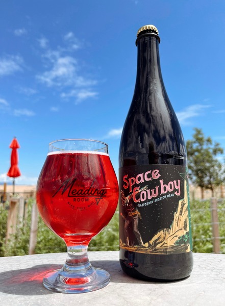 Space Cowboy  ∙ 6.8% ABV ∙ 750ml