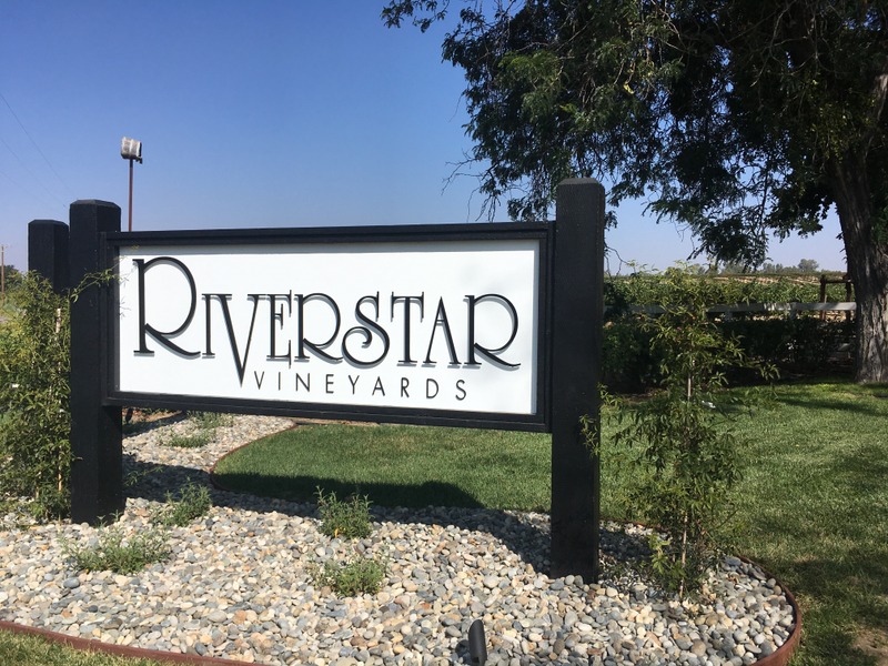 Logo for Riverstar Vineyards