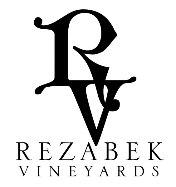 Logo for Daybreak Cellars