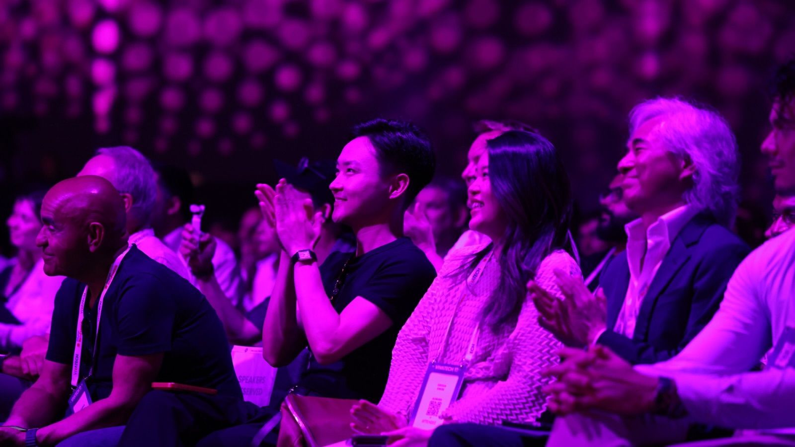 Audience clapping