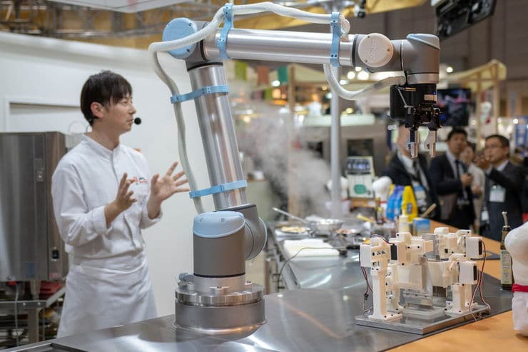 robot and chef collaborating