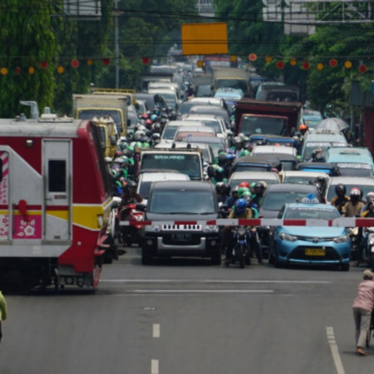 Fakta atau Mitos? Penyebab Mobil Mogok di Rel Kereta Api Fakta atau Mitos? Penyebab Mobil Mogok di Rel Kereta Api