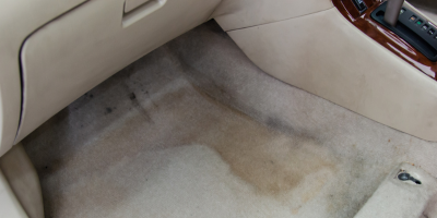 Cari Tahu Penyebab Karpet Mobil Karet Bau dan Cara Mengatasinya Cari Tahu Penyebab Karpet Mobil Karet Bau dan Cara Mengatasinya