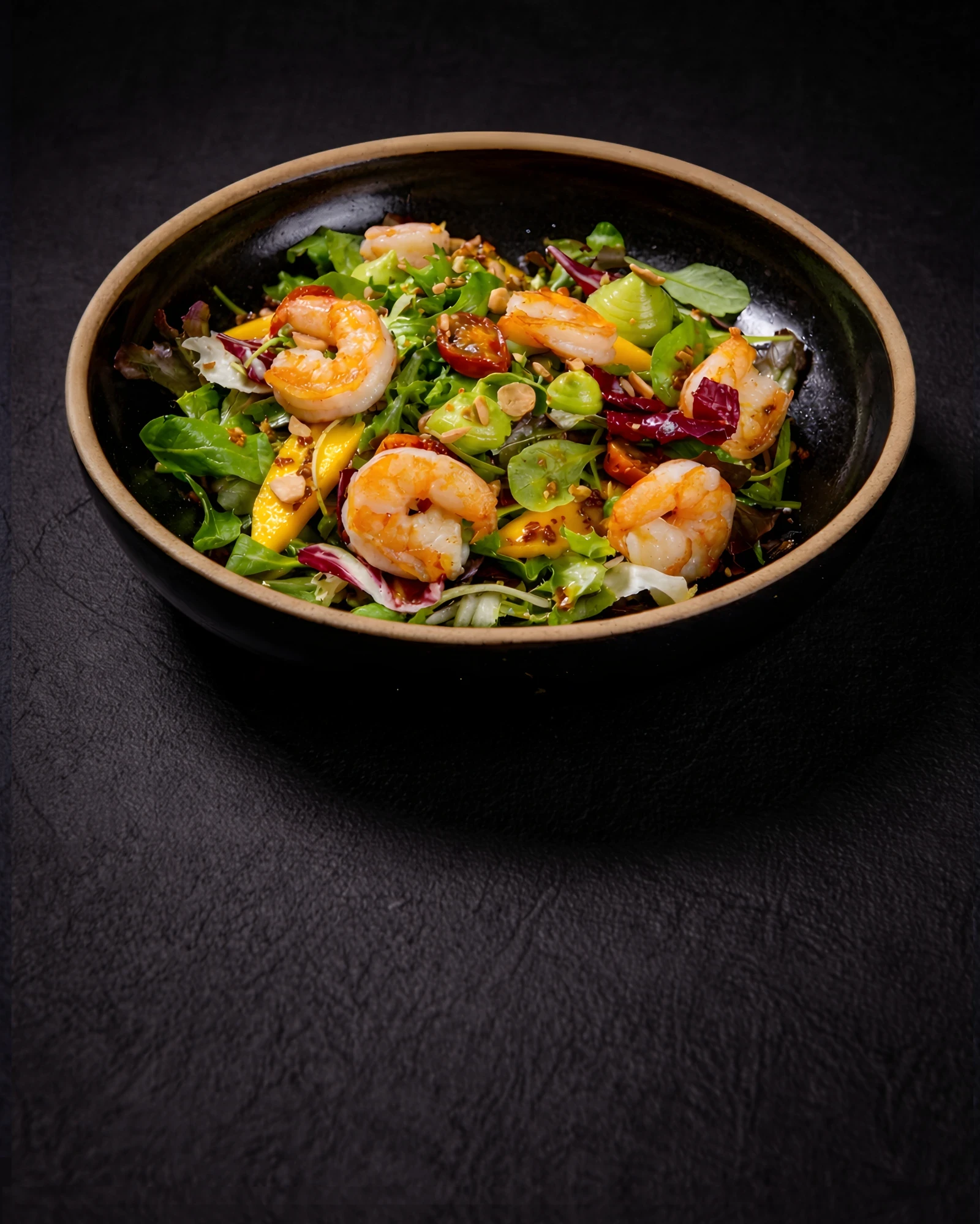 GREEN SALAD WITH KING PRAWNS