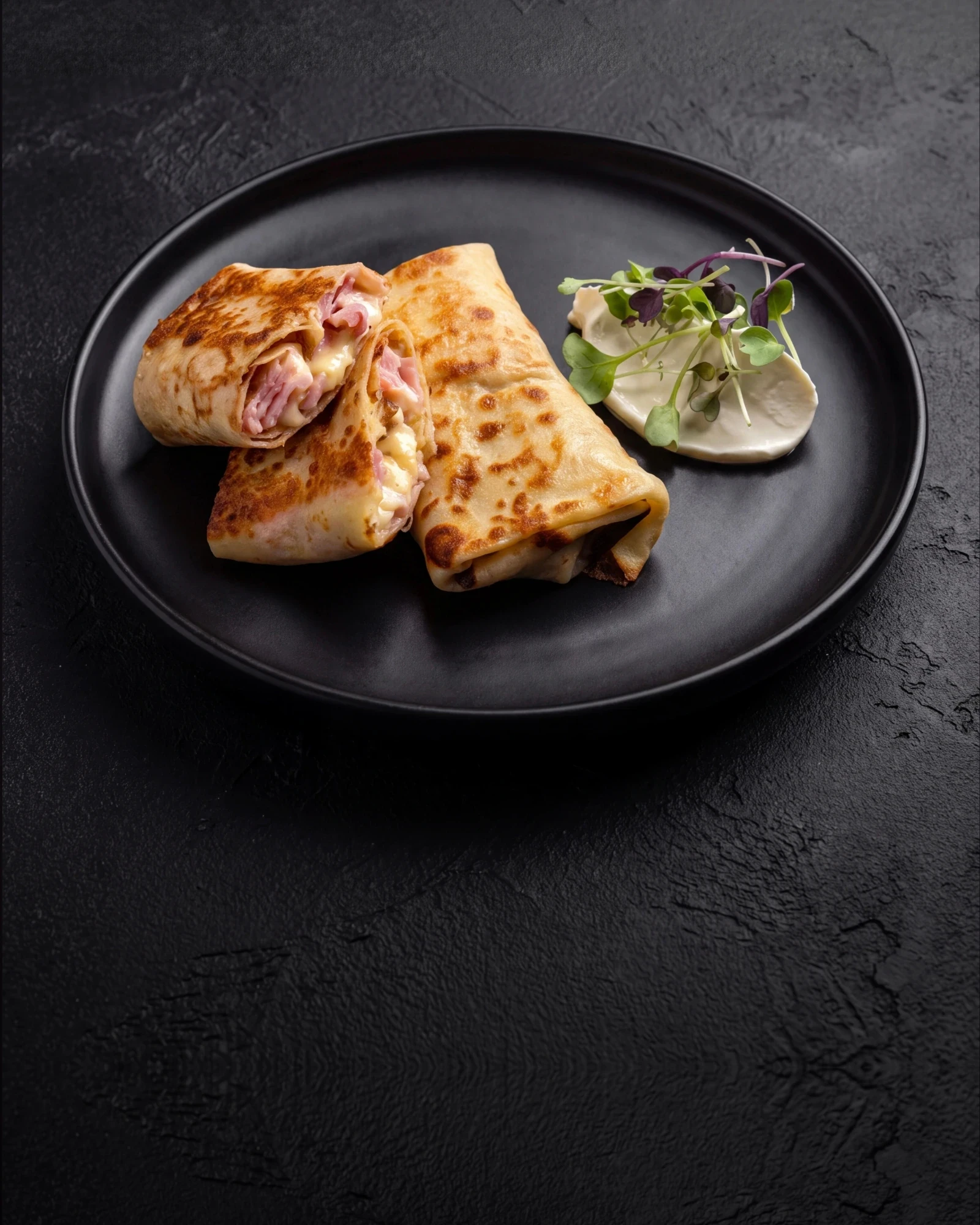 BLINIS WITH HAM AND CHEESE