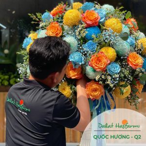 Dịch vụ đặt hoa thiết kế theo yêu cầu - Shop hoa Quận 2 Dalat Hasfarm