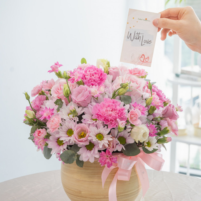 Chậu Hoa Dịu Ngọt Yêu Thương 504 Hoa Hồng Rose Sweet Avalanche Premium Cát Tường Lisianthus Cẩm Chướng Carnation Hoa Cúc Nhánh Spray Chrysanthemum Lá Bạc Eucalyptus Dalat Hasfarm