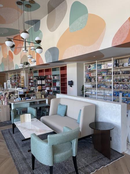 Кавʼярня в лобі